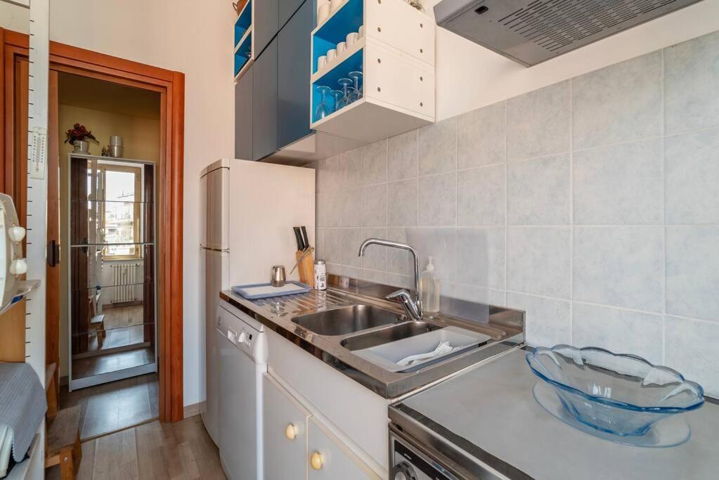 Elegante Appartamento Centrale Róma Kültér fotó